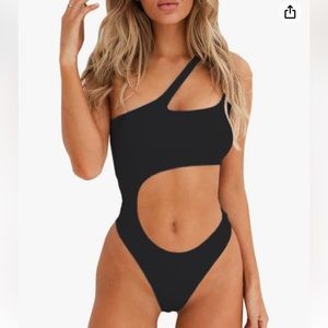 SherryDC New With Tags Sexy Cutout Good ne Shoulder High Cut Cheeky One Piece XL
